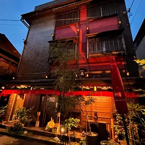 アパート Benidaruma - Yatsuhashi, 京都市